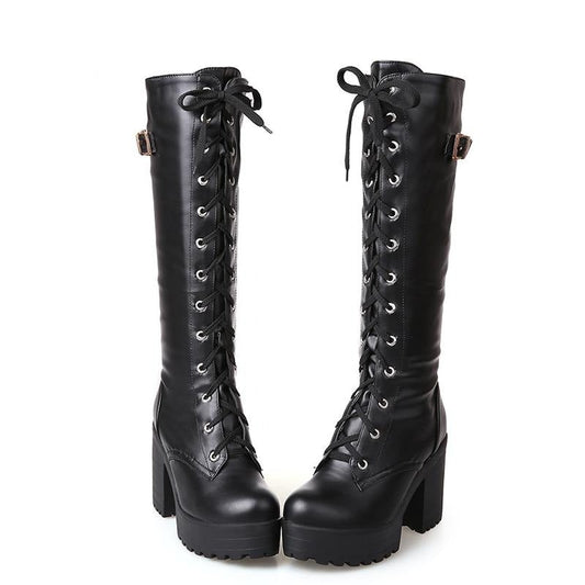 Bottes hautes gothiques noires au genou